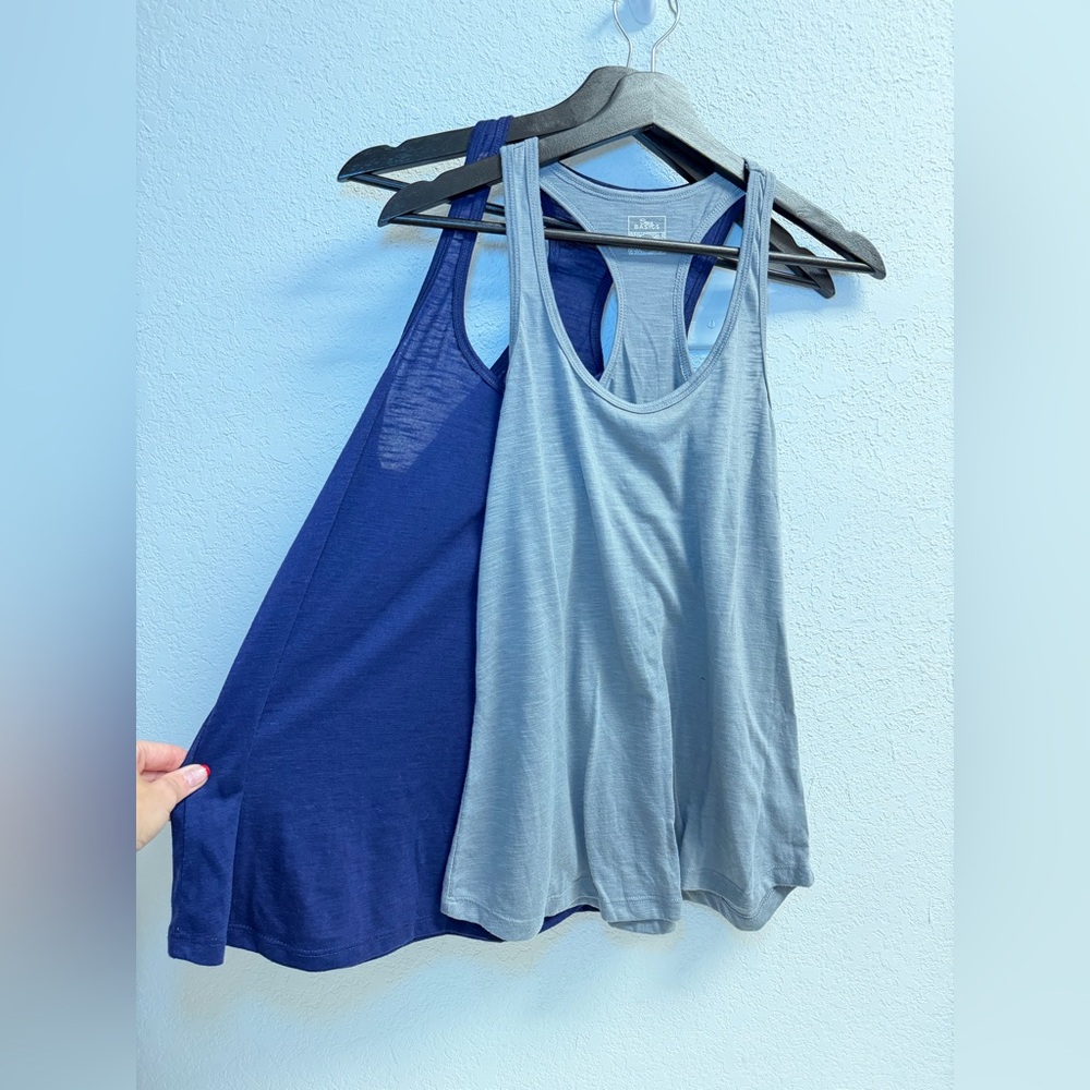 Women's Navy and Gray Tank Tops 2 pack Oversized tear bak flowey SM